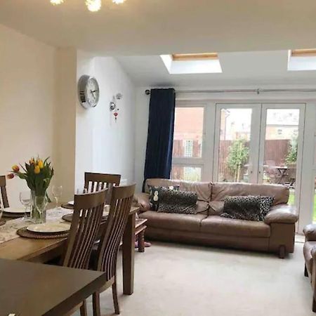 4 Bedroom House In Seaside Town Littlehampton Exterior foto
